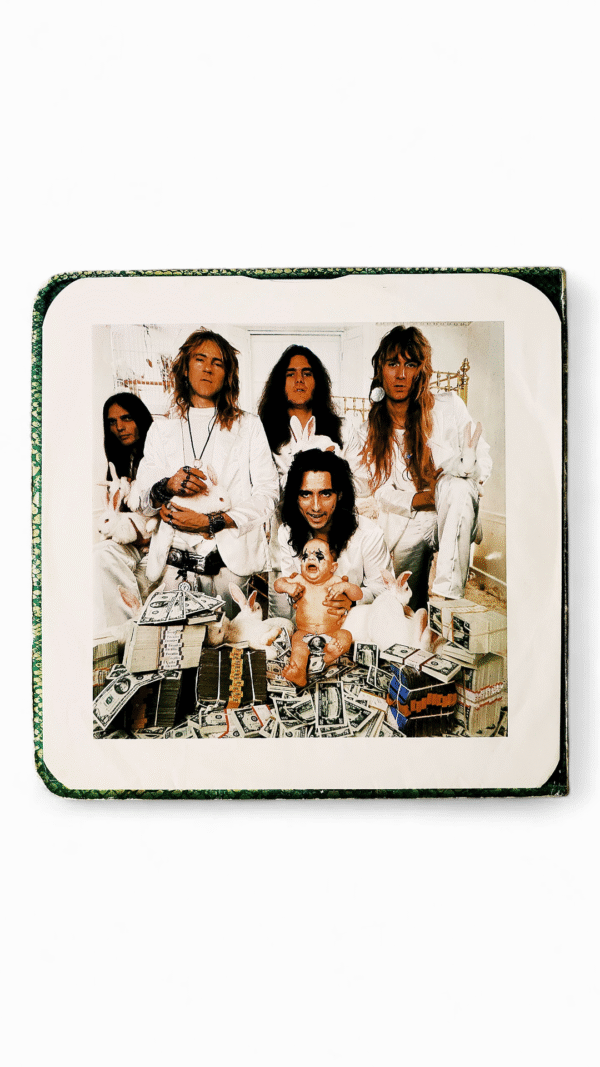 Billion Dollar Babies - Imagem 6